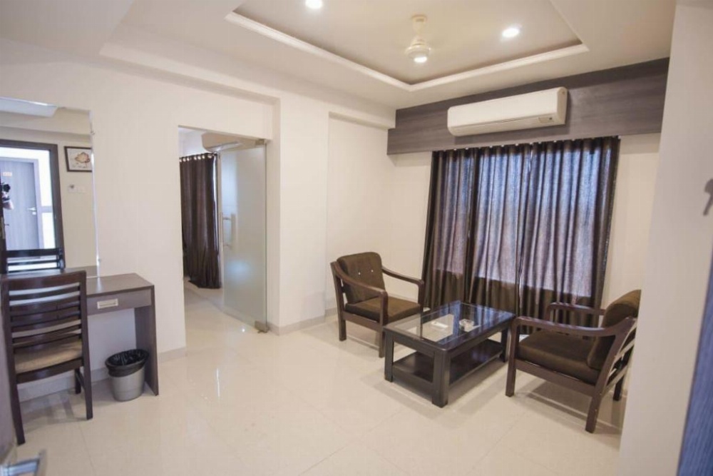 Room image 3